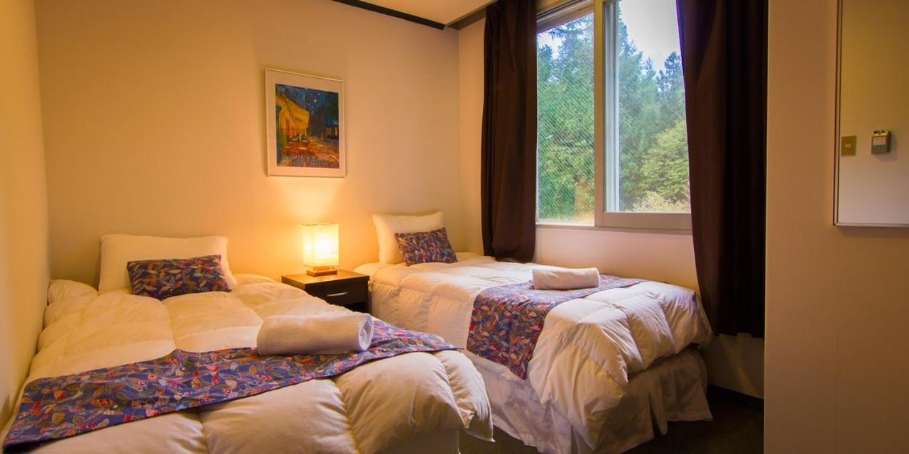 Hakuba Eagle Lodge Exterior photo